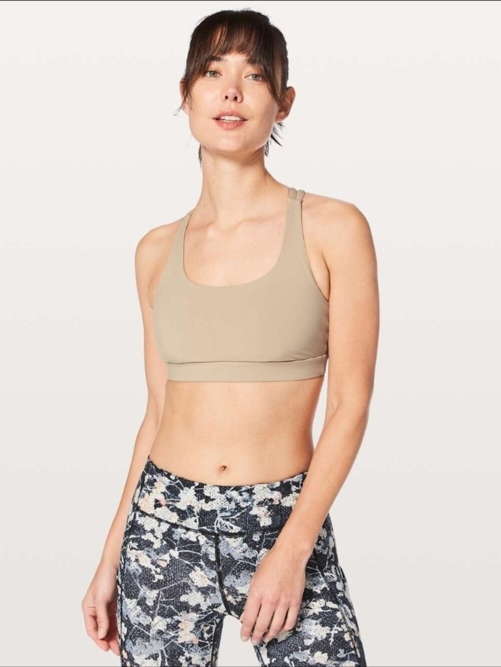 Lululemon sz 10 Energy Bra Beige Cream B/C Cup